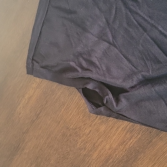 Disney's Star Wars Rise of the Resistance Tee 🩶🖤 - Picture 9 of 9